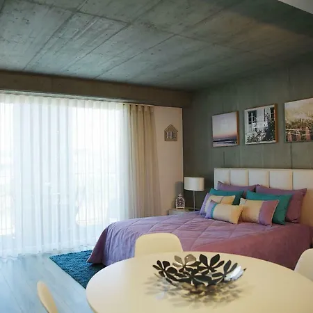 Апартаменты Family Studio Авейру